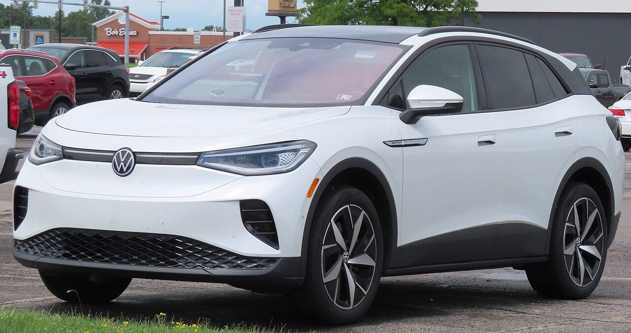 Volkswagen ID.4: ID.4 blanco, vista delantera de tres cuartos